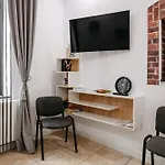 The Muse - Kronstadt Long Street Apartman