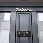 The Muse - Kronstadt Long Street *