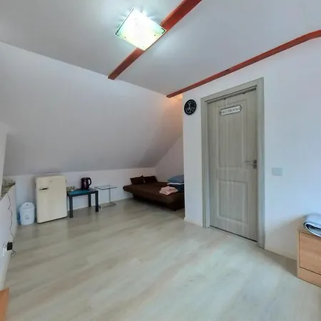 Casa J. Gusbeth -