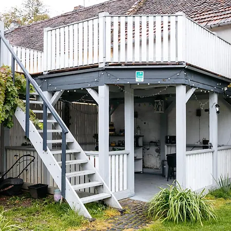 The Muse - Kronstadt Long Street Apartment