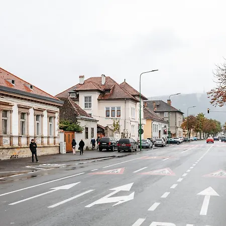 The Muse - Kronstadt Long Street *