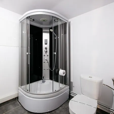 The Muse - Kronstadt Long Street * Braszów