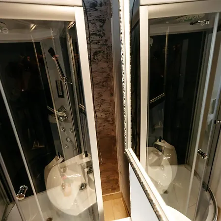 The Muse - Kronstadt Long Street Apartament