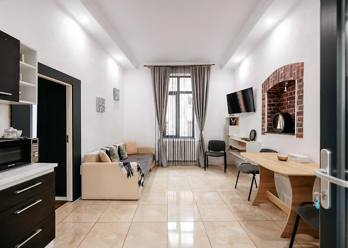 The Muse - Kronstadt Long Street