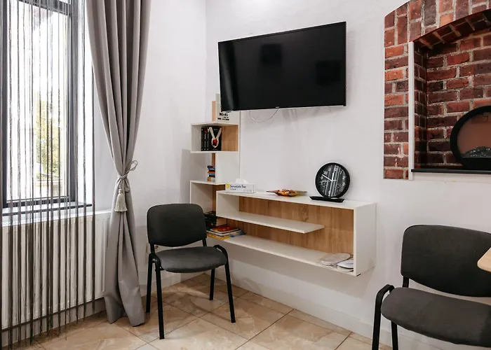 The Muse - Kronstadt Long Street Apartment