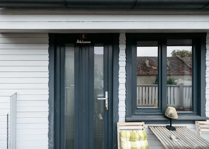 The Muse - Kronstadt Long Street Apartment