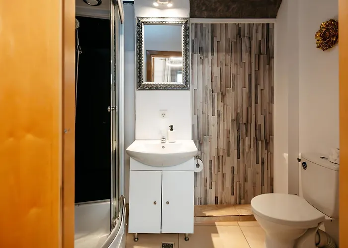 The Muse - Kronstadt Long Street *