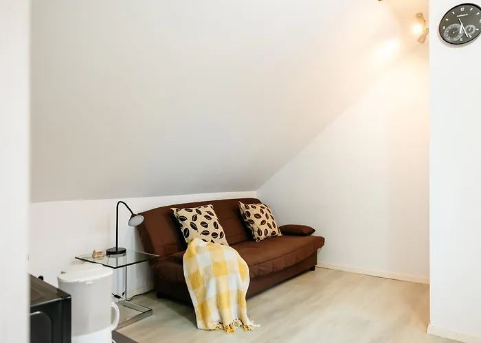 The Muse - Kronstadt Long Street