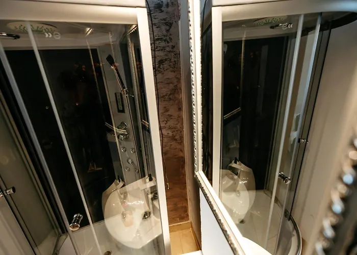 The Muse - Kronstadt Long Street Apartment